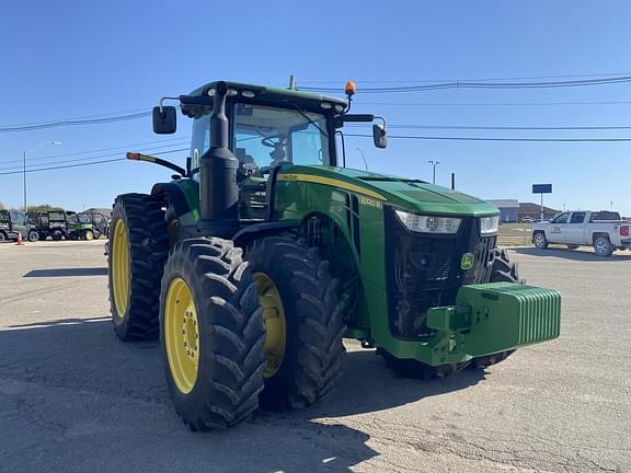 Image of John Deere 8320R equipment image 2