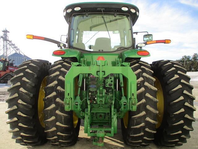 Image of John Deere 8320R equipment image 4