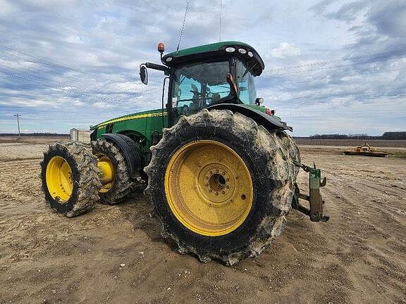 Image of John Deere 8320R equipment image 4