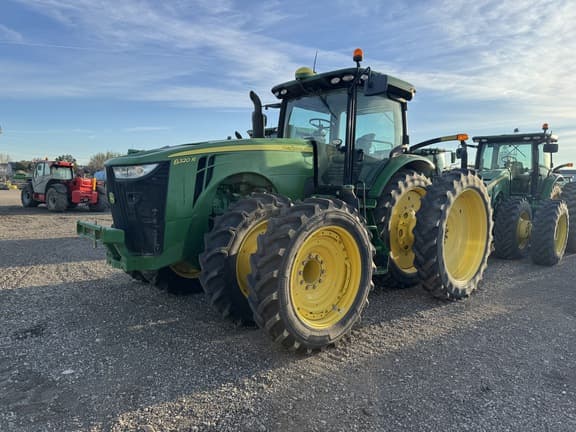 Image of John Deere 8320R equipment image 1