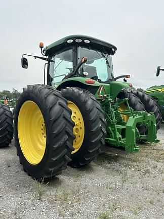 Image of John Deere 8320R equipment image 3