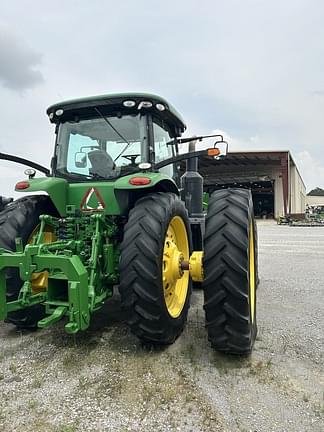 Image of John Deere 8320R equipment image 1