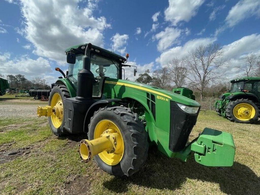 Image of John Deere 8320R Image 0