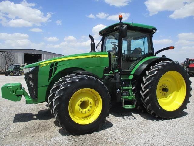Main image John Deere 8320R
