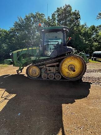 Image of John Deere 8320RT equipment image 1