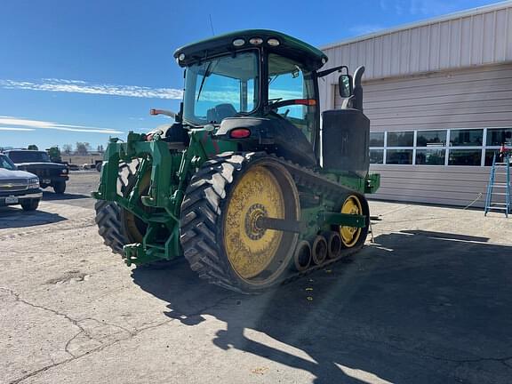 Image of John Deere 8320RT equipment image 4