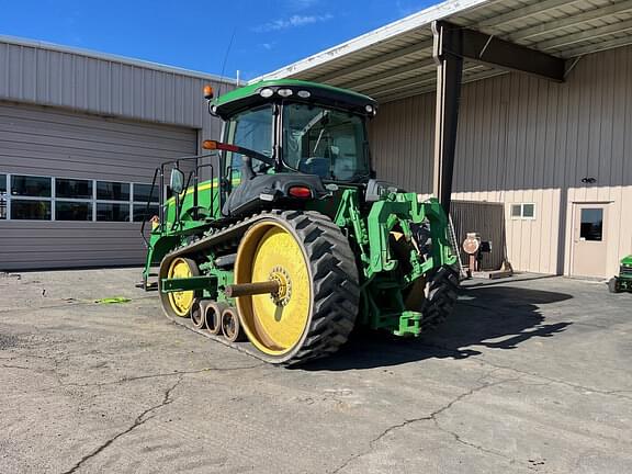 Image of John Deere 8320RT equipment image 2