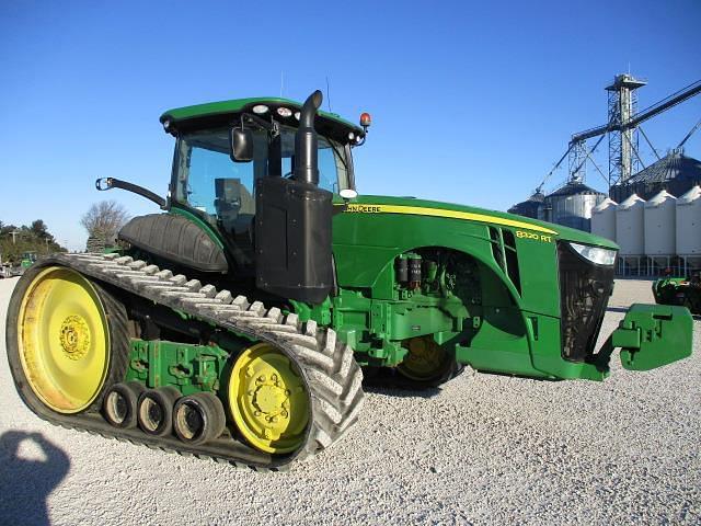 Image of John Deere 8320RT equipment image 1