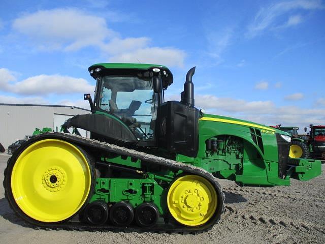 Image of John Deere 8320RT equipment image 3