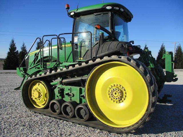 Image of John Deere 8320RT equipment image 4