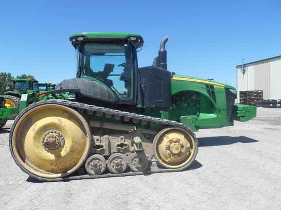 Image of John Deere 8320RT equipment image 4