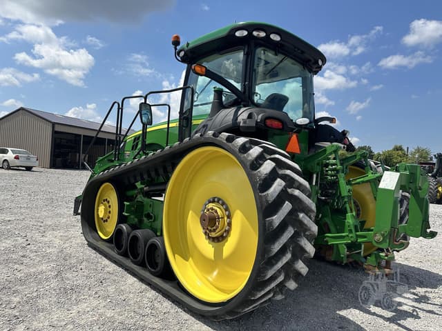 Image of John Deere 8320RT equipment image 4