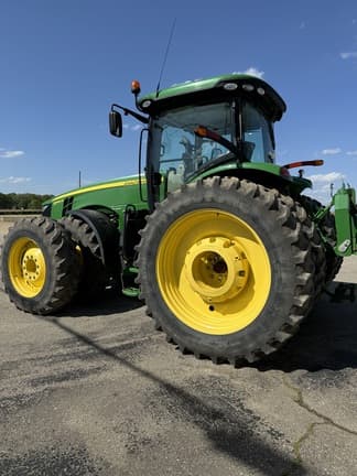 Image of John Deere 8345R equipment image 3