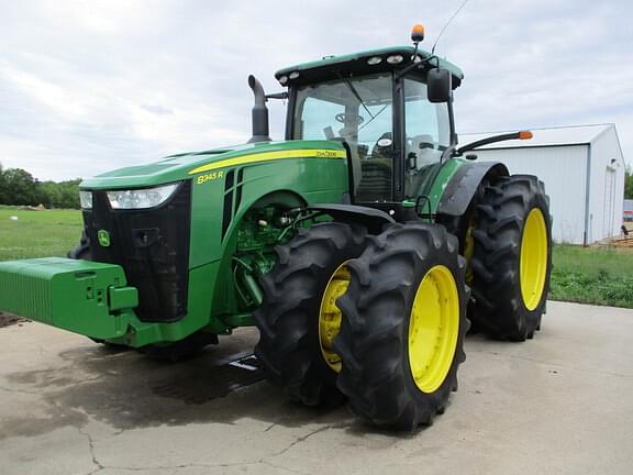 Image of John Deere 8345R equipment image 1