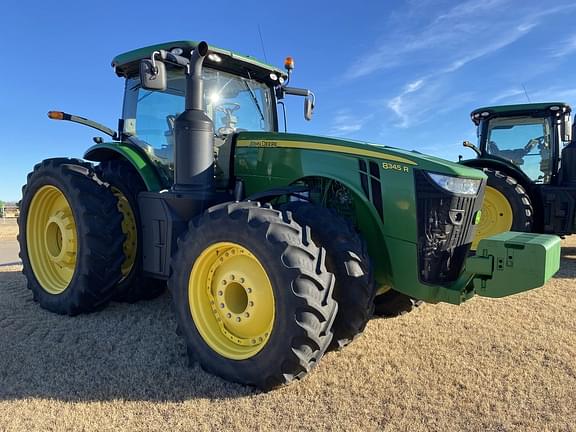 Image of John Deere 8345R equipment image 2