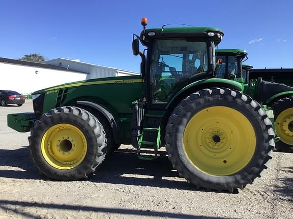 Image of John Deere 8345R equipment image 4