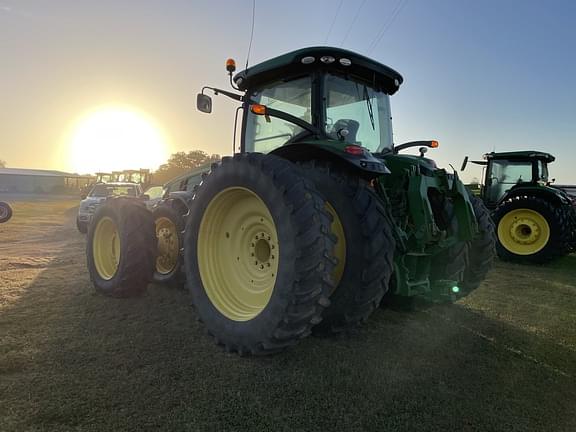 Image of John Deere 8345R equipment image 3