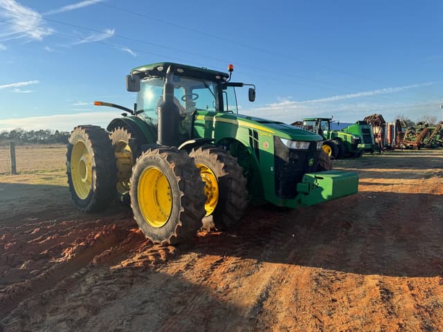 Image of John Deere 8345R equipment image 1