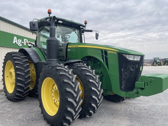 Image of John Deere 8345R equipment image 3