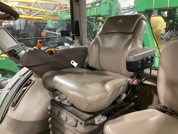 Image of John Deere 8345R equipment image 4