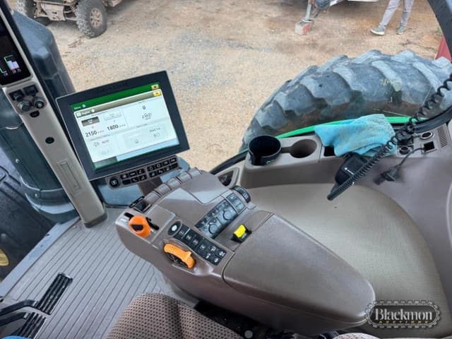 Image of John Deere 8345R equipment image 3