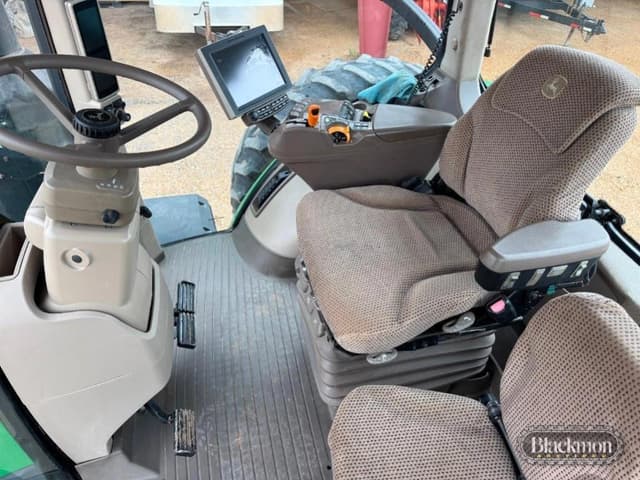 Image of John Deere 8345R equipment image 2