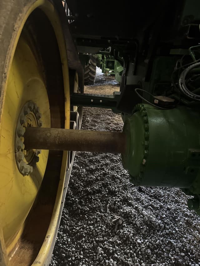 Image of John Deere 8345RT equipment image 2