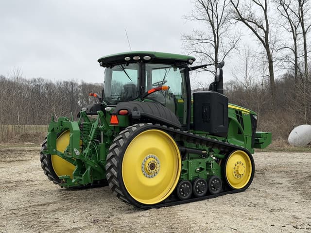 Image of John Deere 8345RT equipment image 4