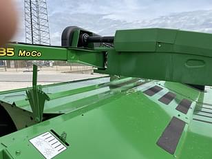 Main image John Deere 835 10