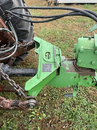 Image of John Deere 835 equipment image 2