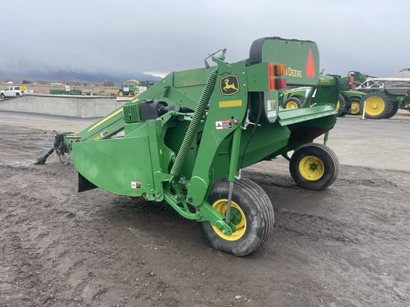 Image of John Deere 835 equipment image 2