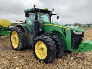 2015 John Deere 8370R Image