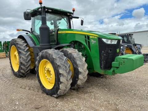 2015 John Deere 8370R Equipment Image0