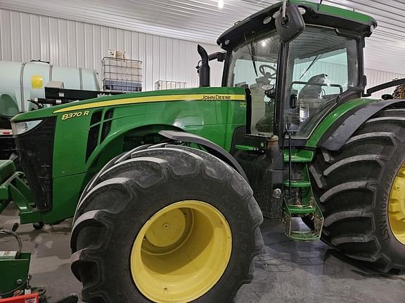 Image of John Deere 8370R Primary image