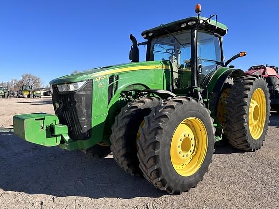 2015 John Deere 8370R Equipment Image0