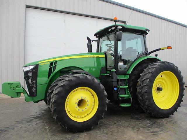 Image of John Deere 8370R Primary image