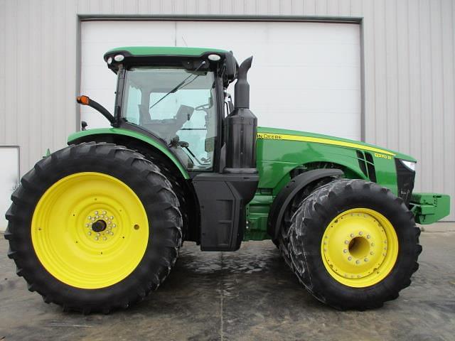 Image of John Deere 8370R equipment image 3