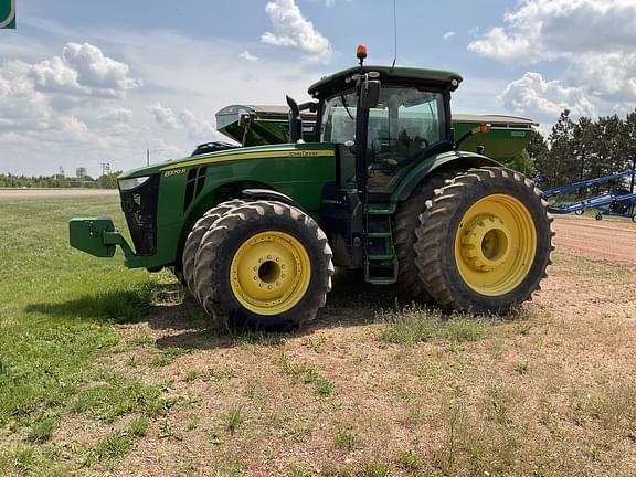 Image of John Deere 8370R Primary image