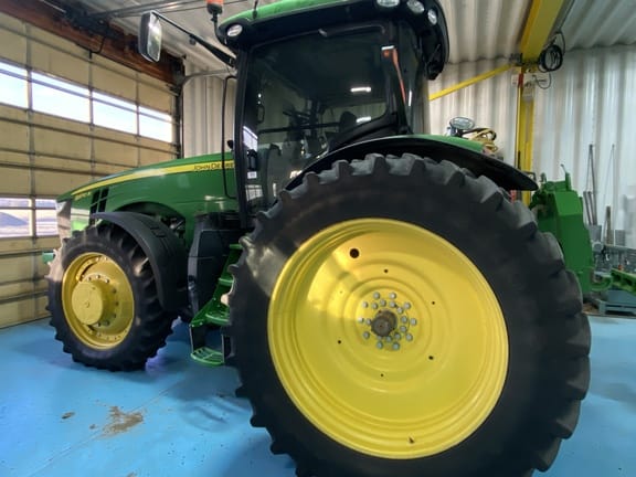 Main image John Deere 8370R
