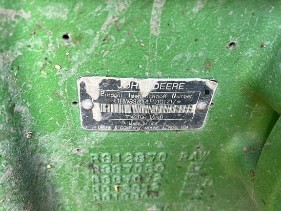 Image of John Deere 8370R equipment image 4