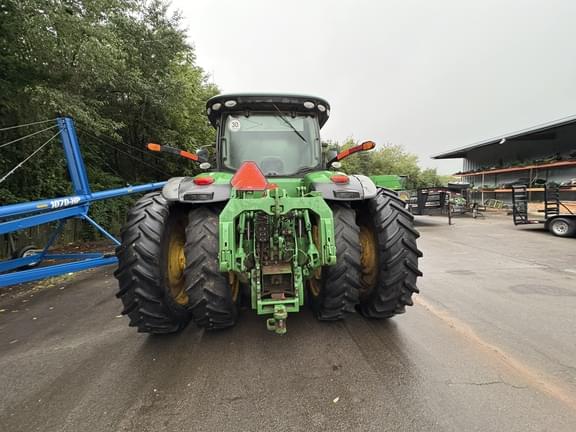 Image of John Deere 8370R equipment image 2