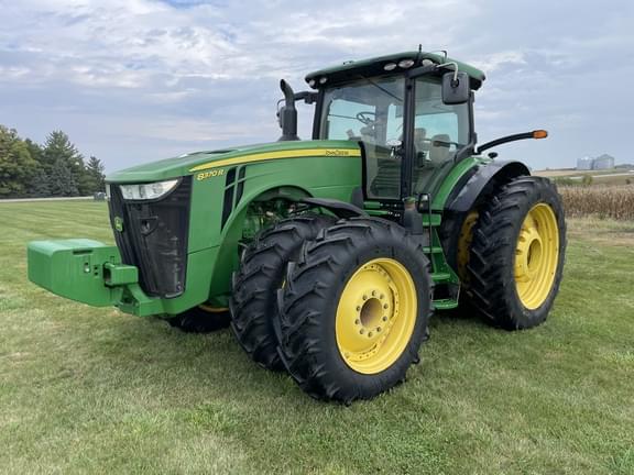 Image of John Deere 8370R Primary image