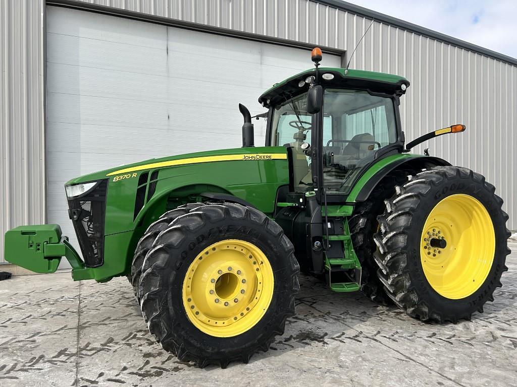 Image of John Deere 8370R Primary image