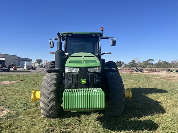 Image of John Deere 8370R equipment image 1