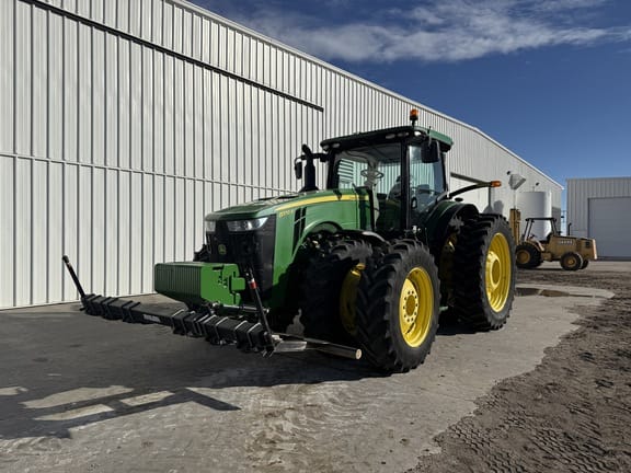 2015 John Deere 8370R Equipment Image0