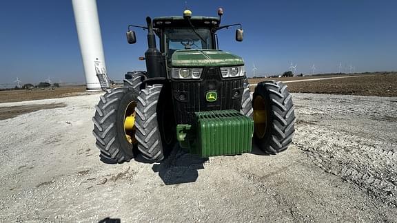 Image of John Deere 8370R equipment image 3