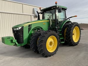 2015 John Deere 8370R Image