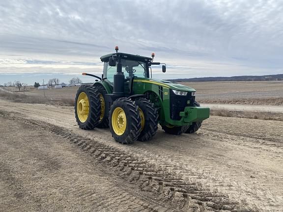 Image of John Deere 8370R Primary image