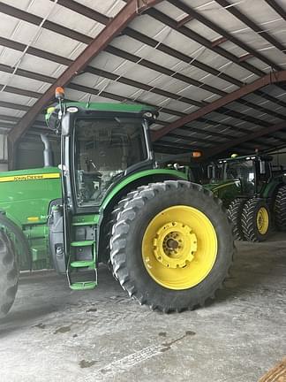 Image of John Deere 8370R equipment image 4