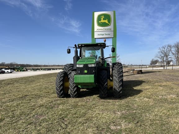 Image of John Deere 8370R equipment image 2